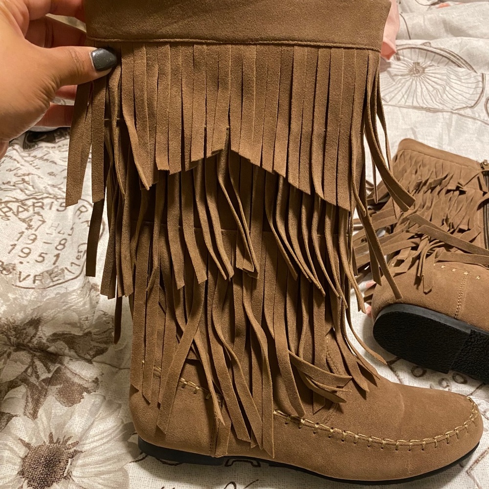 Arizona Fringe Boots... Brand New.